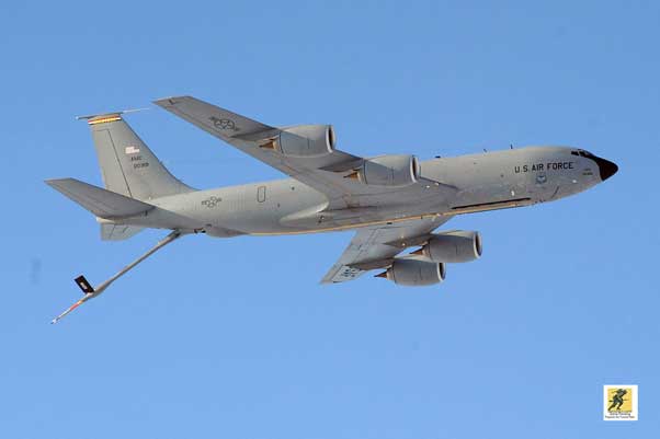 KC-135 Stratotanker menyediakan kemampuan pengisian bahan bakar udara inti untuk Angkatan Udara Amerika Serikat dan telah unggul dalam peran ini selama lebih dari 60 tahun.