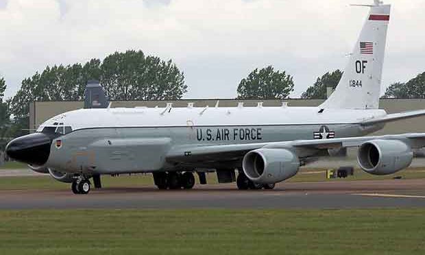 Pesawat pengintai elektronik strategisBoeing RC-135V Rivet Joint