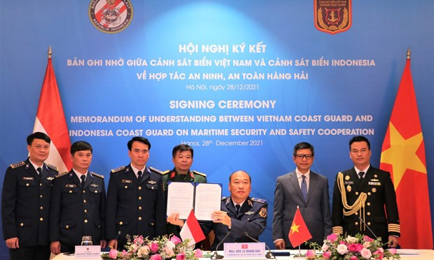 Signing of MOU between BAKAMLA and VCG formalizes Indonesia-Vietnam maritime security