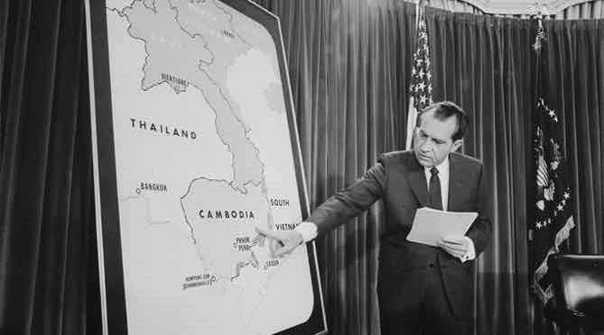 Presiden Nixon menyetujui serangan Kamboja