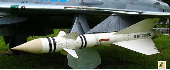 Kaliningrad K-8 (R-8) (nama pelaporan NATO AA-3 'ANAB') adalah rudal udara-ke-udara jarak menengah yang dikembangkan oleh Uni Soviet untuk Penggunaan Pesawat Interceptor