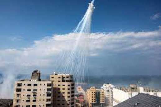 Fosfor Putih: Senjata Pembakar Kontroversial yang Digunakan Israel di Gaza